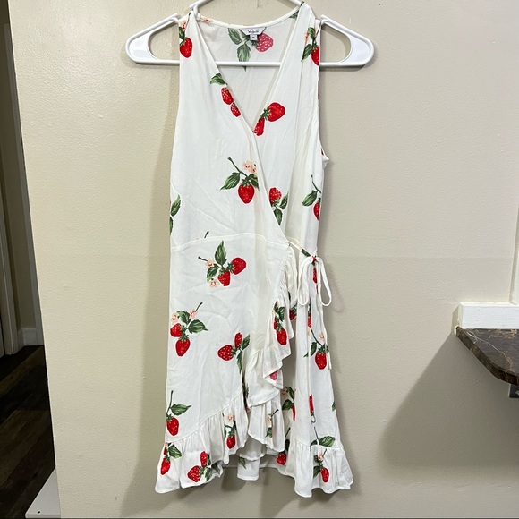 Rails Madison Wrap Dress Strawberry print - Picture 6 of 11